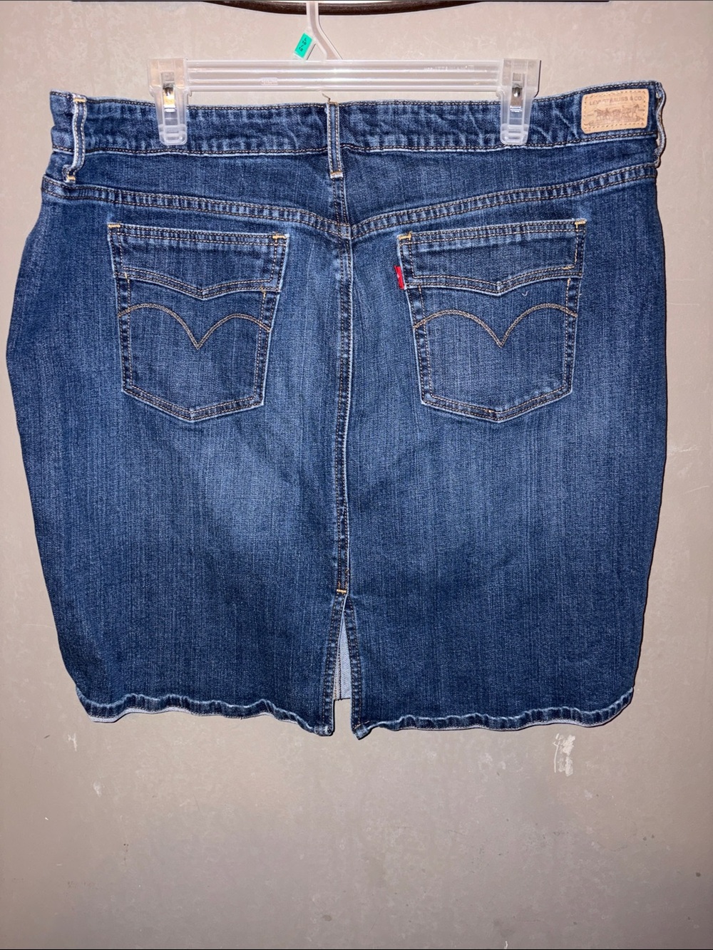 Levi's Dark Blue Denim Skirt with Contrast Stitching - Picture 2 of 3
